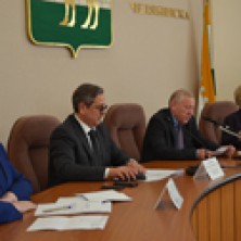 Челябинские предприниматели встретились за круглым столом с бизнес-омбудсменом и муниципальными властями