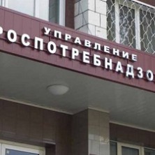 «Сидеть дома и ждать симптомов нелогично»
